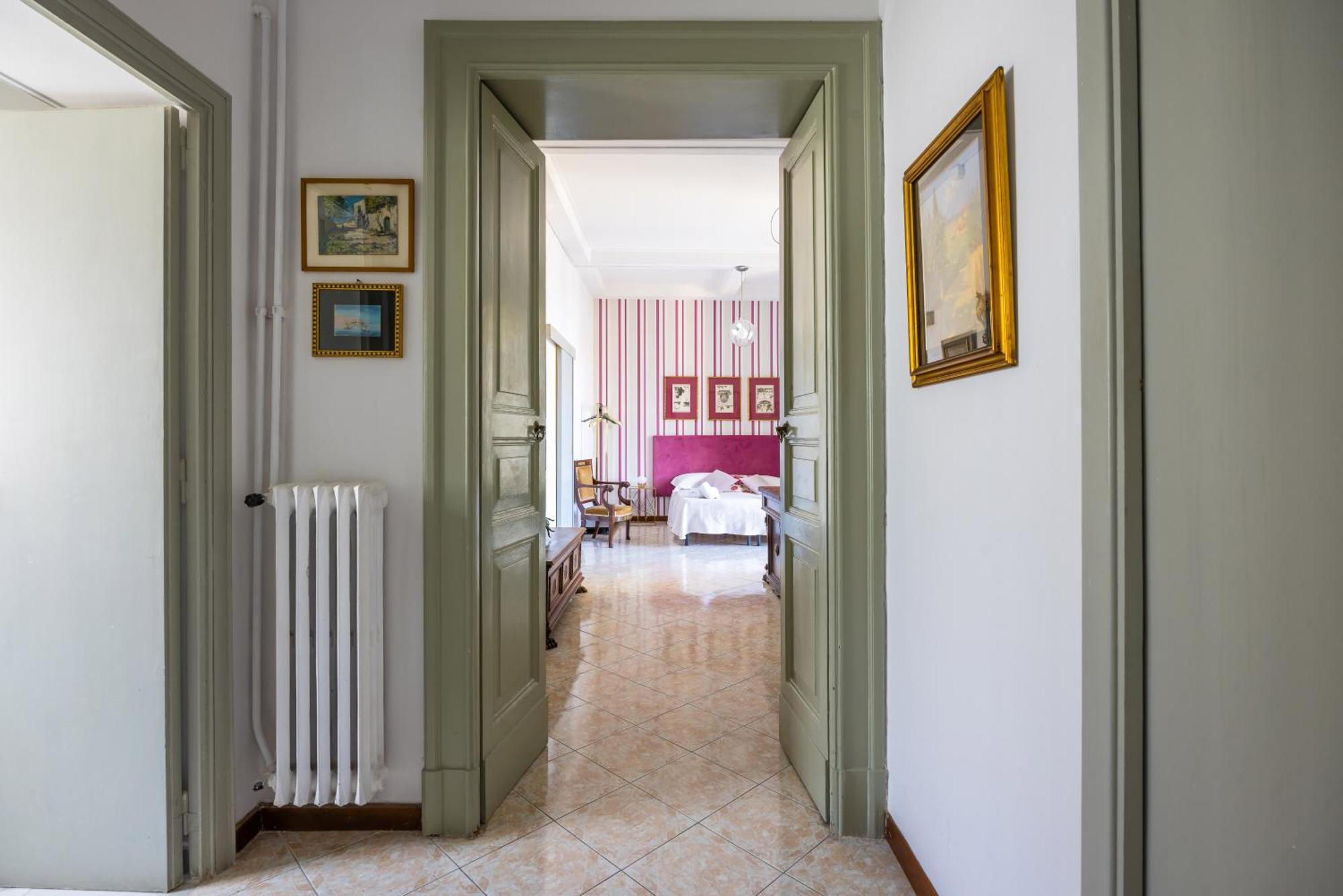 New Design In Apartment Naples